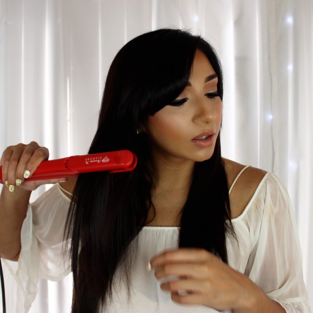 irresistible me Hair Straightener