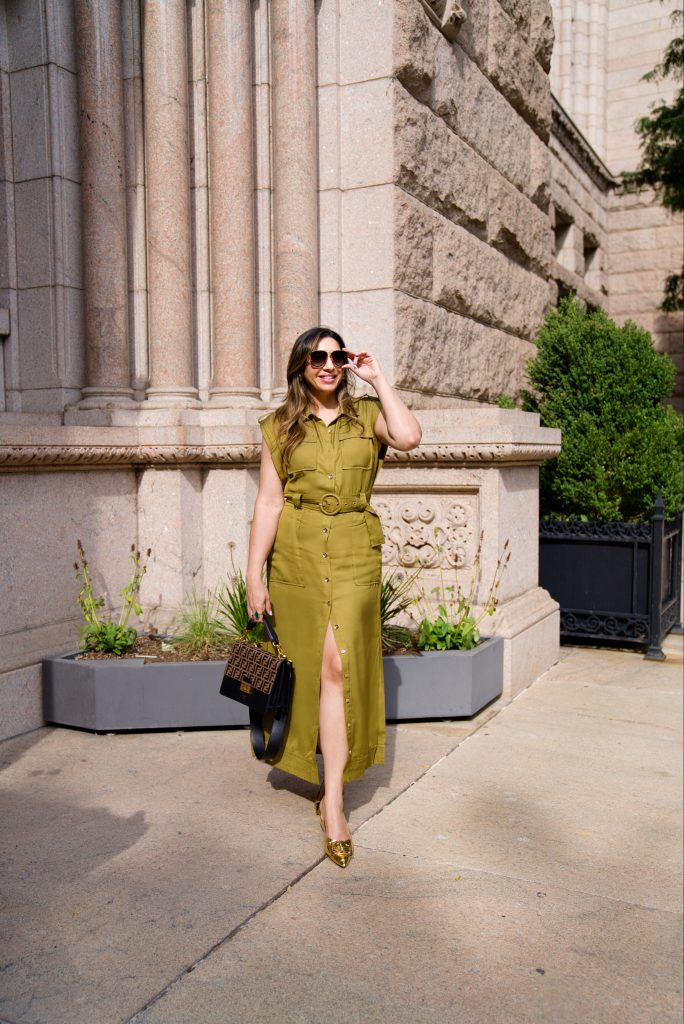 Karen Millen linen dress on chicago influencer browngirlstyles