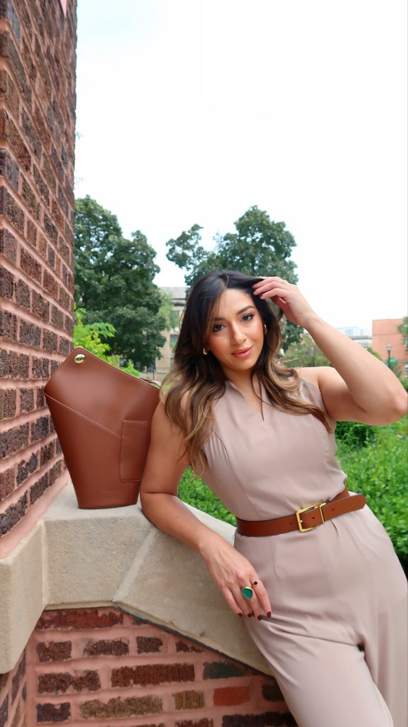 chicago style influencer browngirlstyles in Noiranca vegan leather handbag